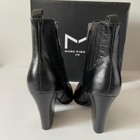 Nib Marc Fisher Mariel Block Heel Zip Booties in Black Croco - Picture 7 of 11